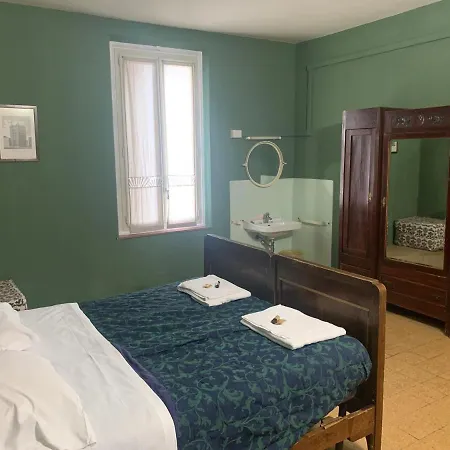 Hotel Leon Doro
